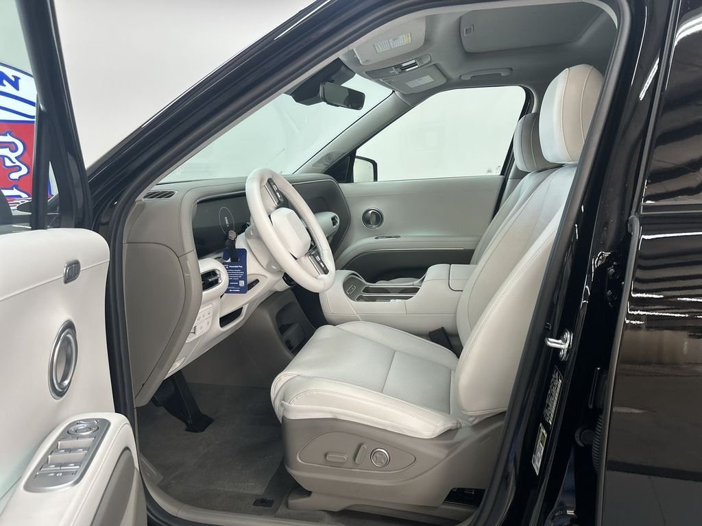 New 2026 Abyss Black Hyundai Limited image 12