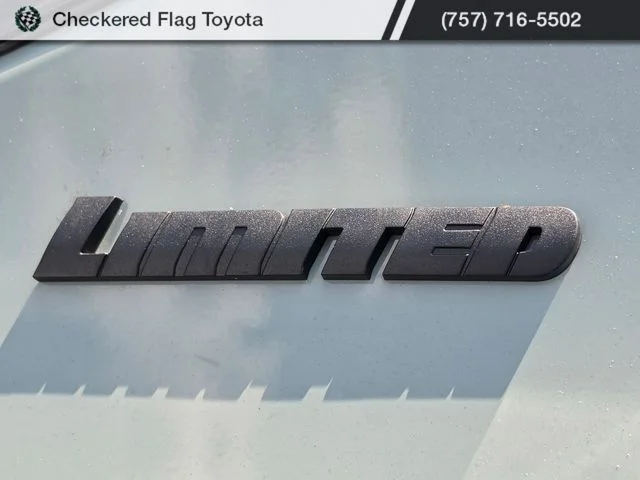 Used 2025 Lunar Rock Toyota Limited image 9