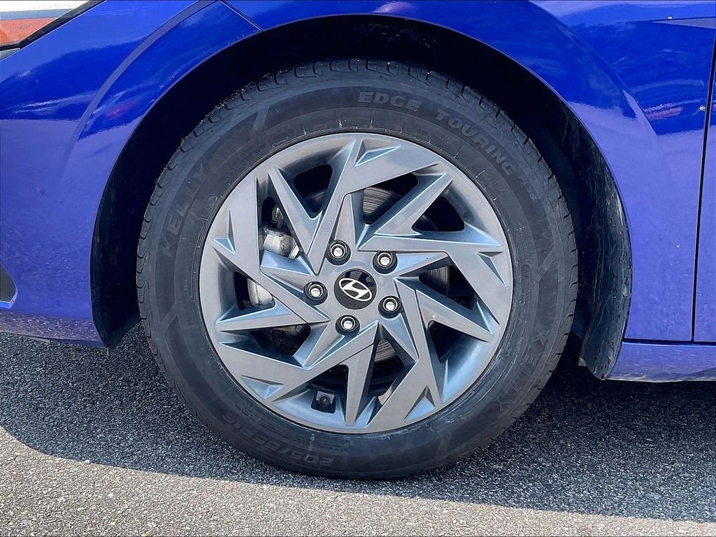 Used 2024 Intense Blue Hyundai SEL image 7