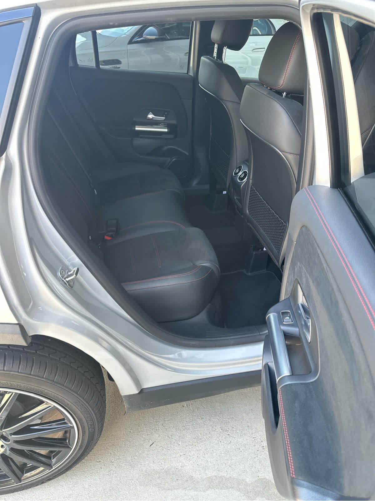 Certified Used 2023 Iridium Silver Metallic Mercedes-Benz GLA 250 image 17