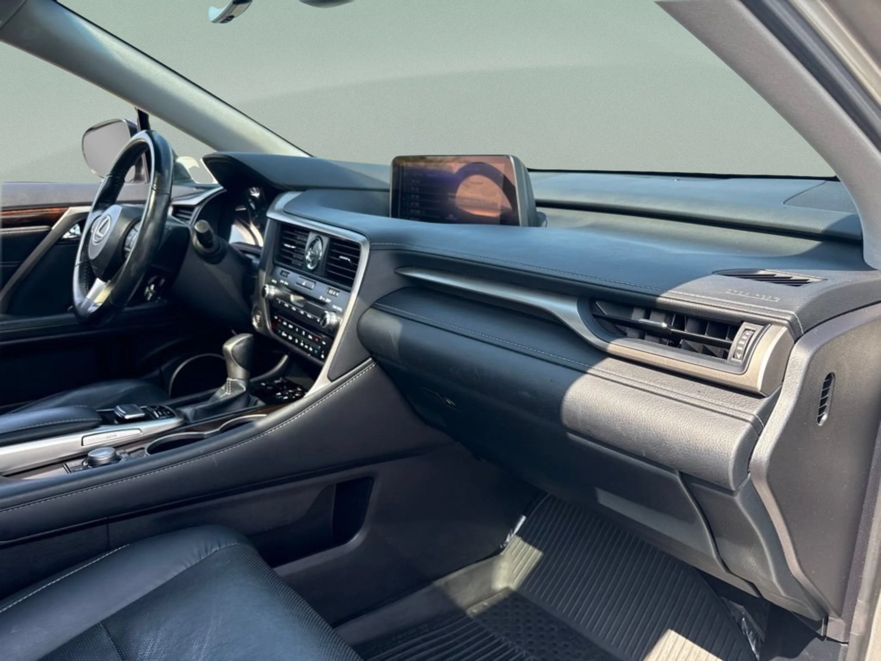 Used 2019 Silver Lexus 350 image 27