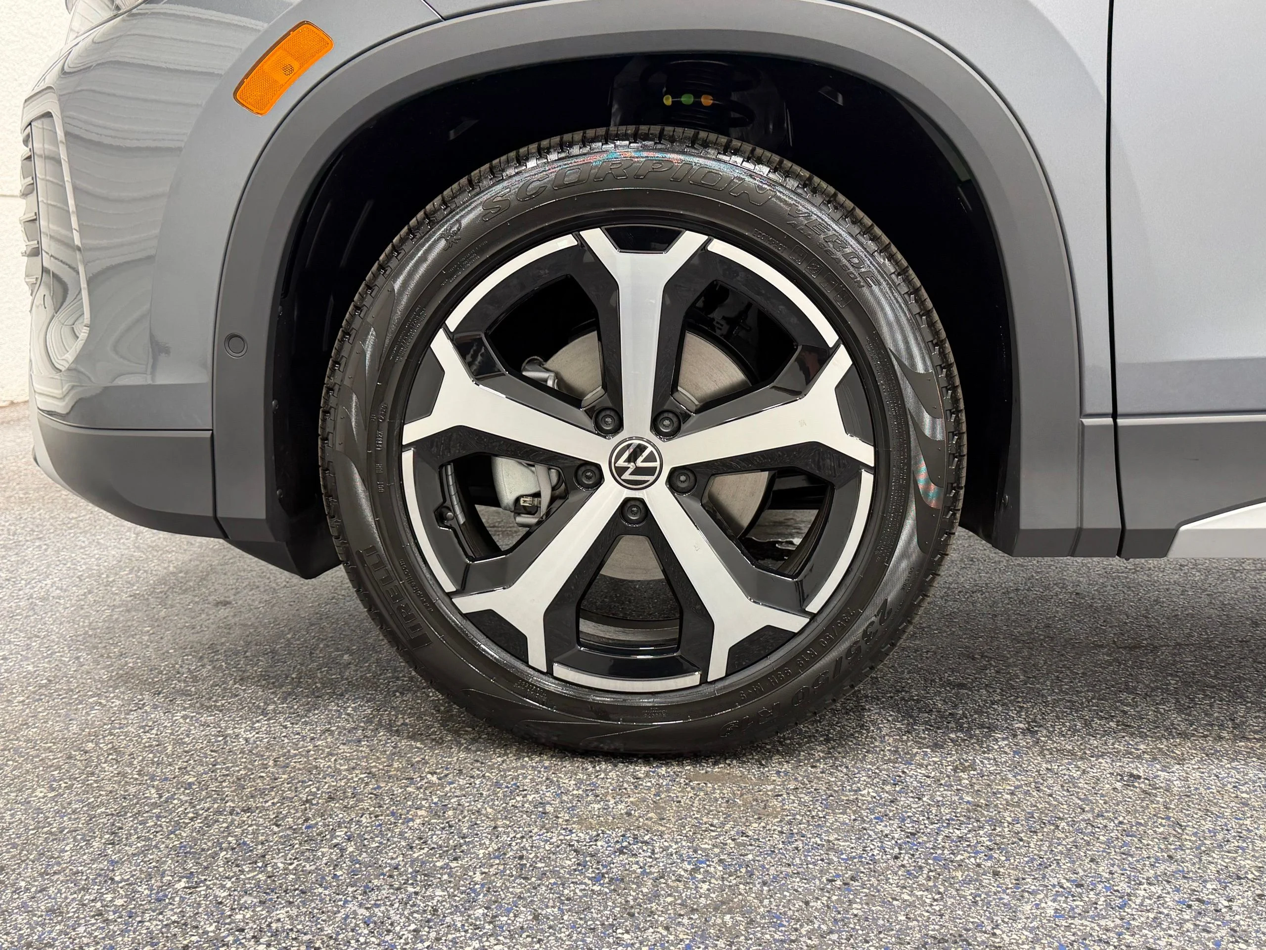 New 2026 Gray Volkswagen 2.0T SE image 11