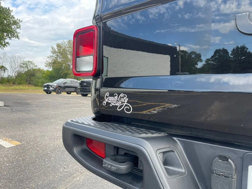2021 Jeep Gladiator Overland - Photo 24
