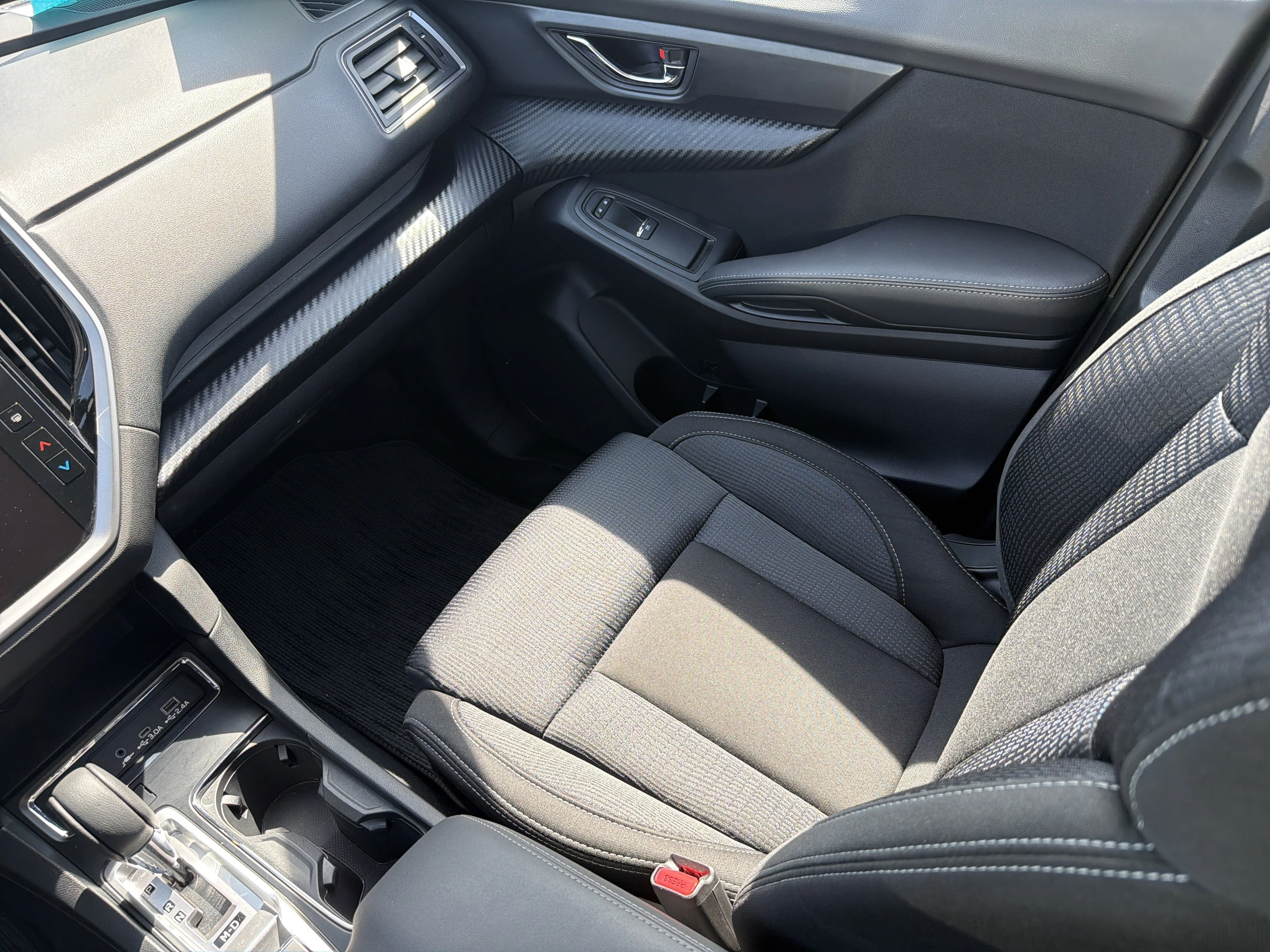 Certified Used 2025 Crystal White Pearl Subaru Premium image 11