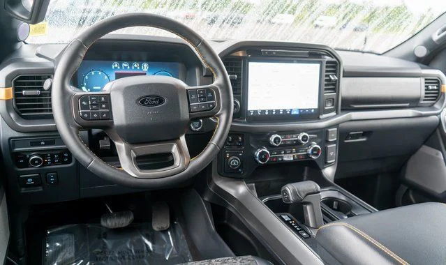 Used 2025 Gray Ford Tremor image 11