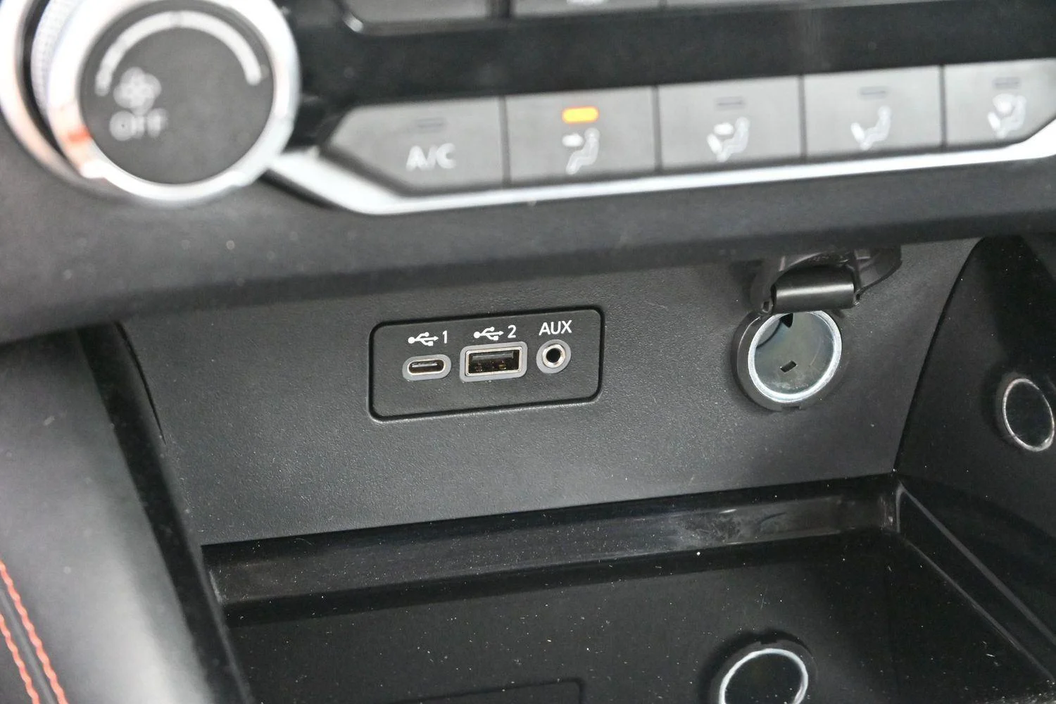 Used 2023 Pearl White Tricoat Nissan 2.5 SR image 23