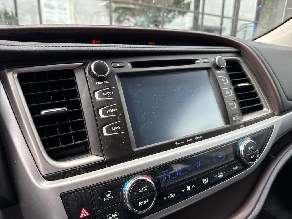 Used 2017 Brown Toyota XLE image 2