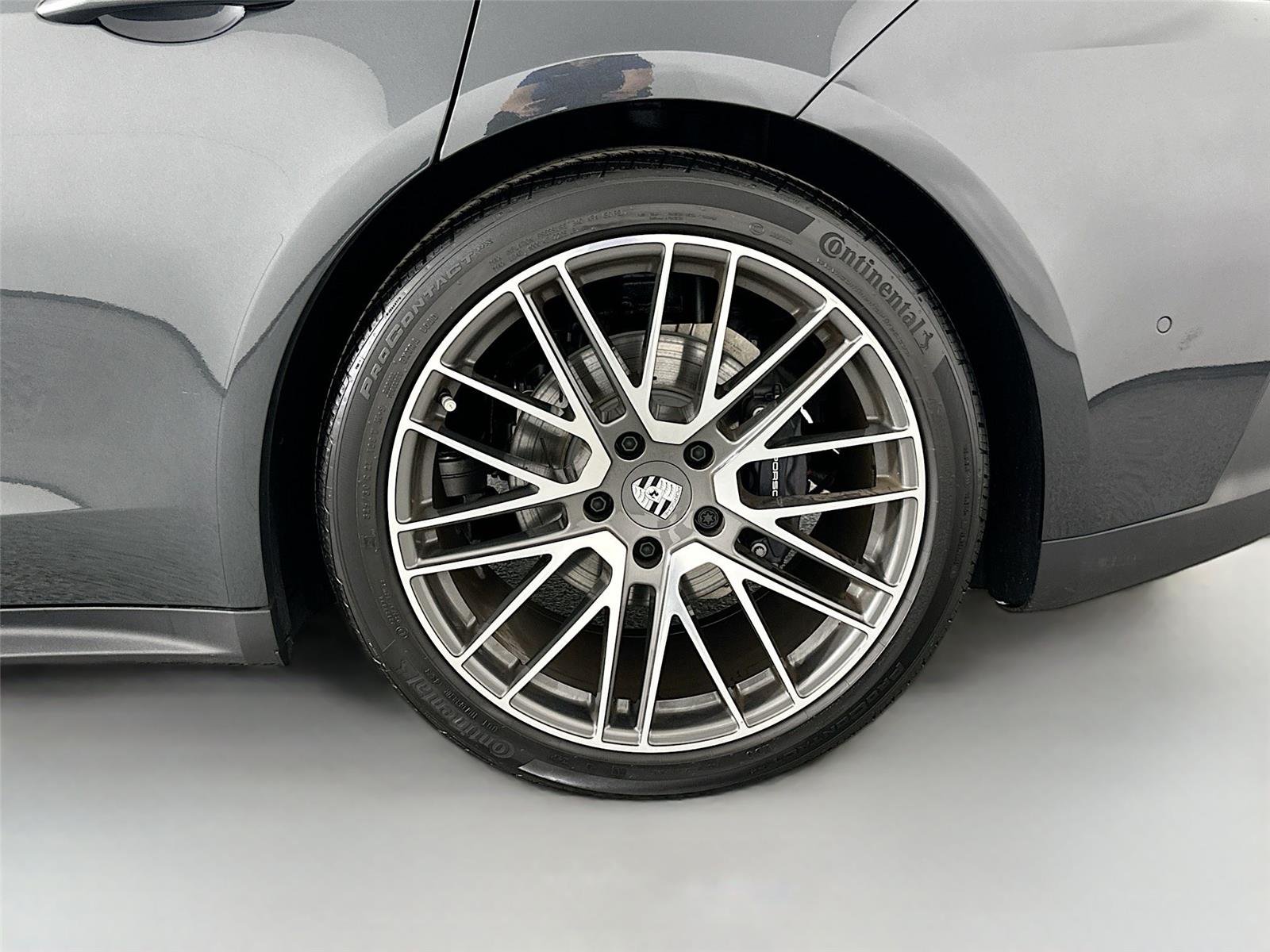 Used 2024 Volcano Grey Metallic Porsche  image 12