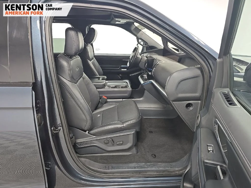 Used 2025 Blue Ford Platinum image 5