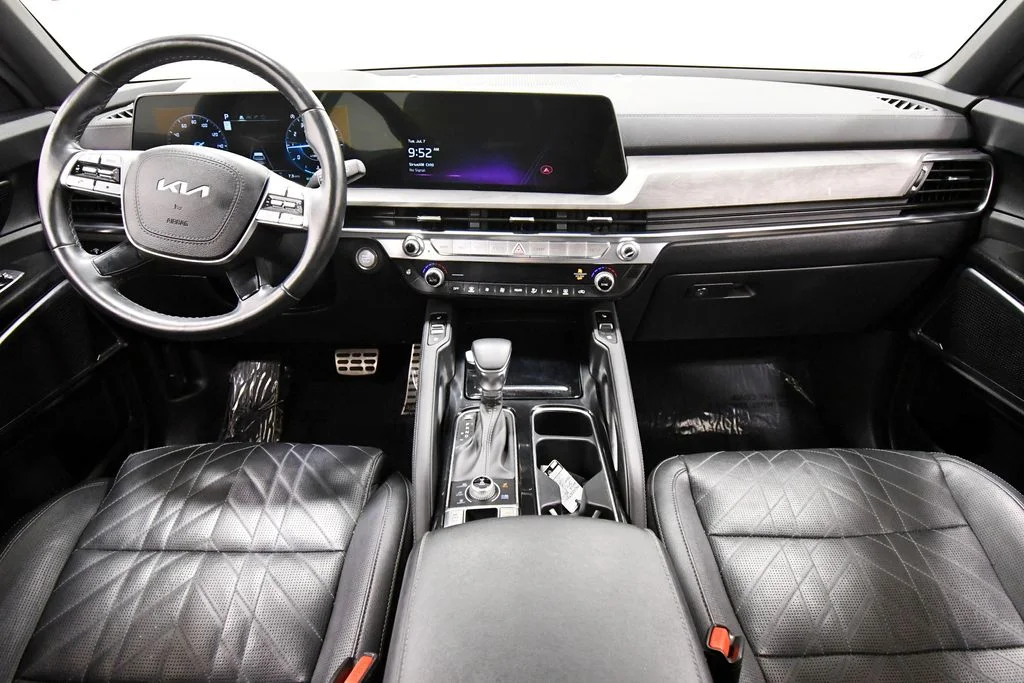 Certified Used 2023 Black Kia SX X-Line image 3