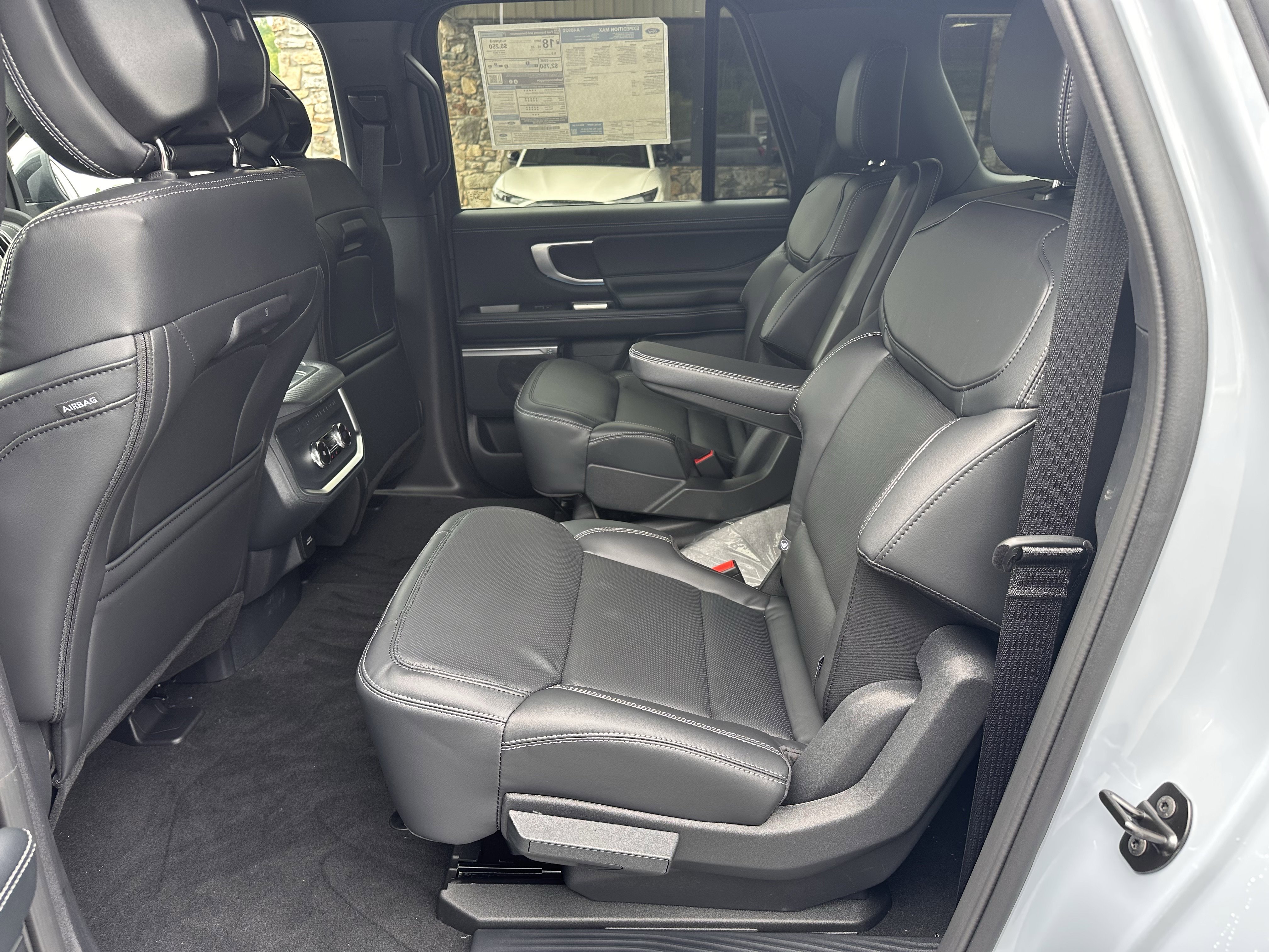 New 2026 Glacier Gray Metallic Tri-Coat Ford MAX Platinum® image 12