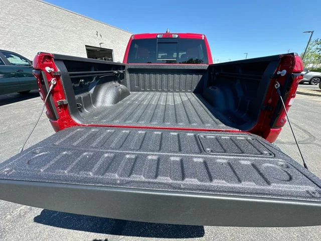 New 2026 Molten Red Pearl-Coat Exterior Paint RAM Rebel image 23