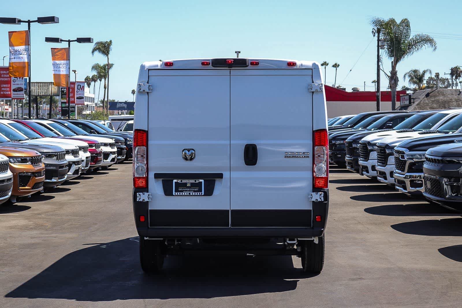 New 2026 Bright White Clear-Coat Exterior Paint RAM Tradesman image 5
