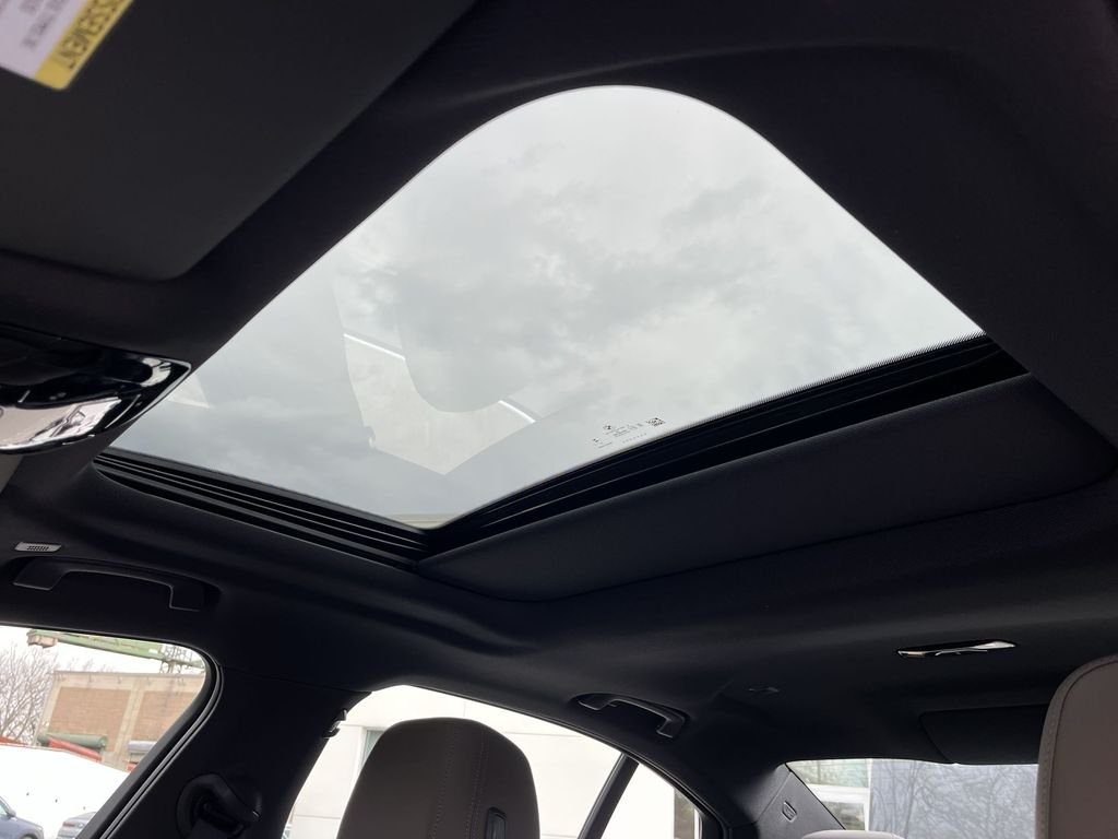 Used 2026 Dark Graphite BMW 530i xDrive image 22