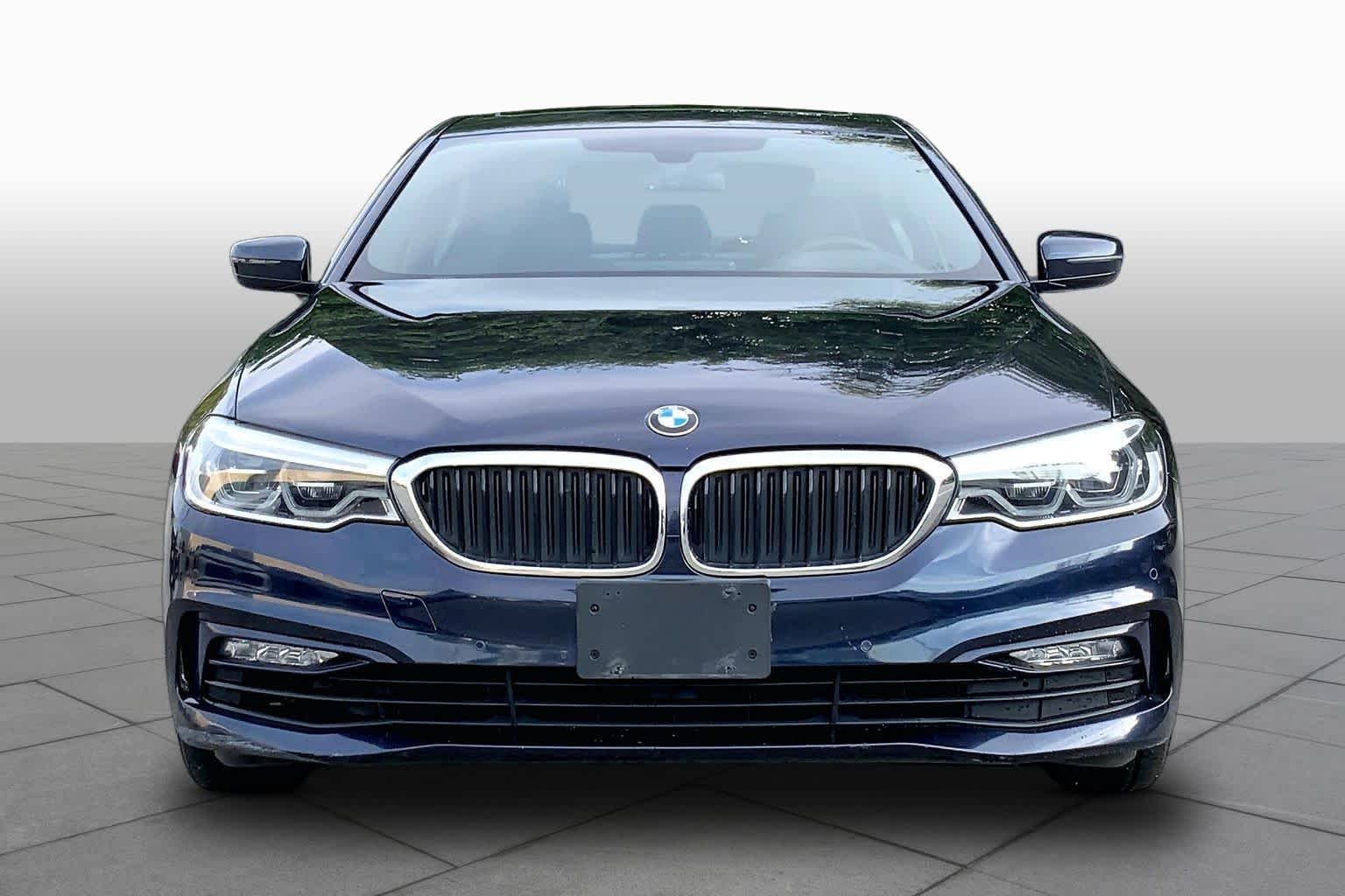 Used 2017 Bluestone Metallic BMW 540i xDrive image 4
