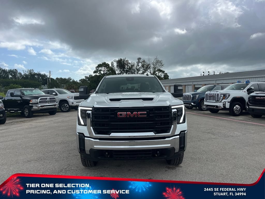 New 2026 Summit White GMC Pro image 3