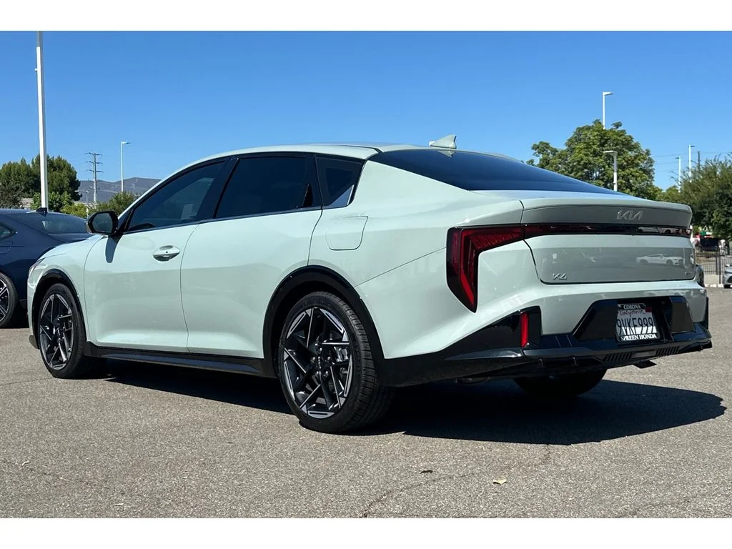 Used 2025 Morning Haze Kia GT-Line image 3