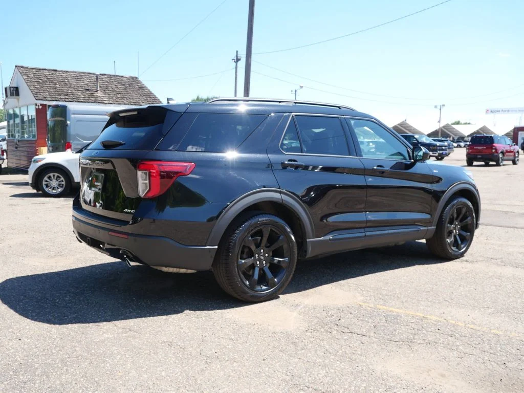 Certified Used 2023  Ford ST-Line image 6