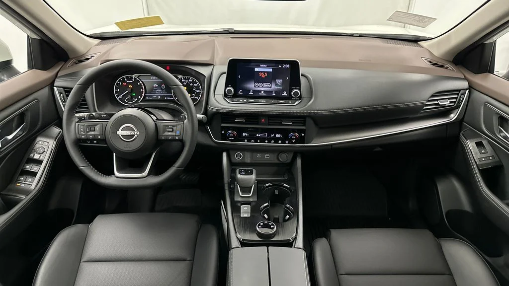 Used 2023 White Nissan SV image 33