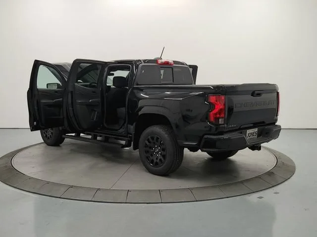 2026 Chevrolet Colorado Work Truck - Photo 13