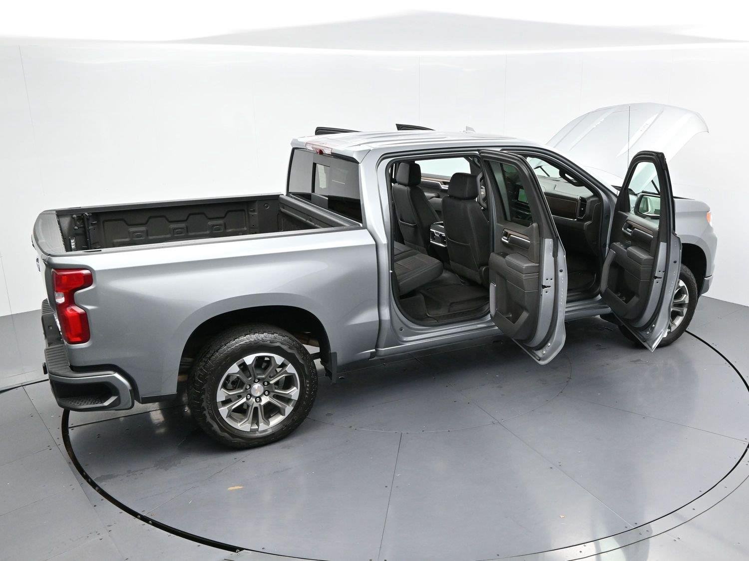Used 2025 Sterling Gray Metallic Chevrolet High Country image 41