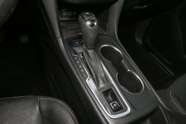 Used 2020 Red Chevrolet Premier image 27