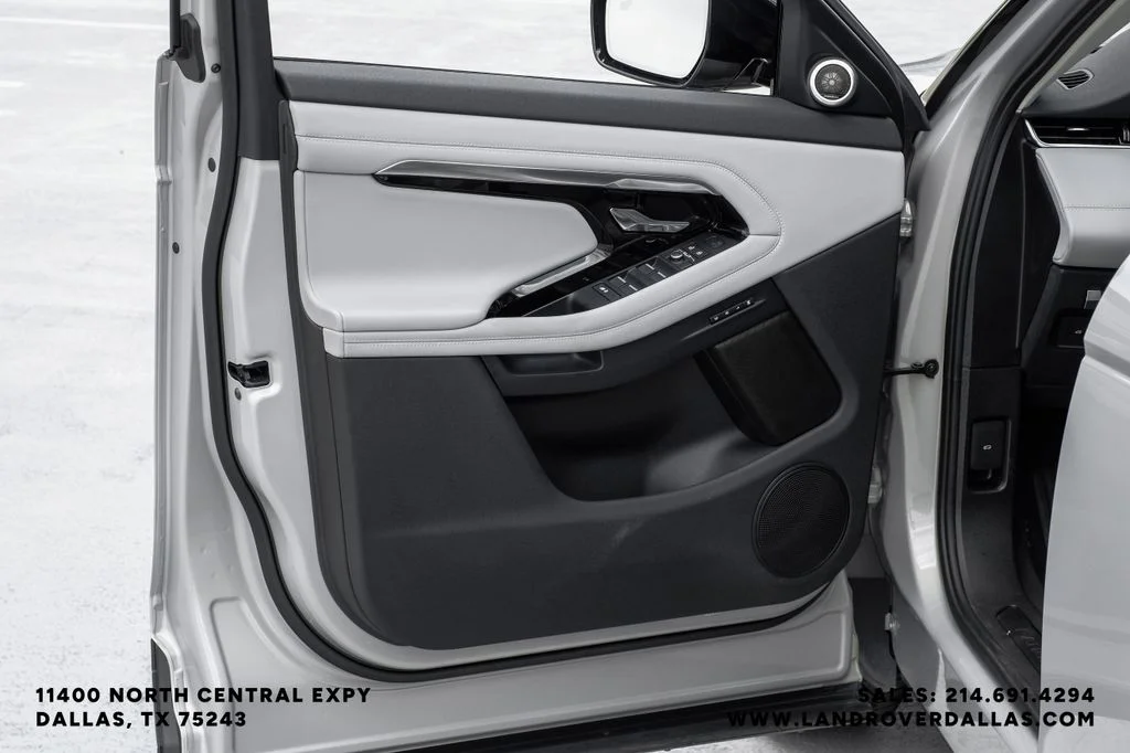 Certified Used 2022 Silver Land Rover SE image 45