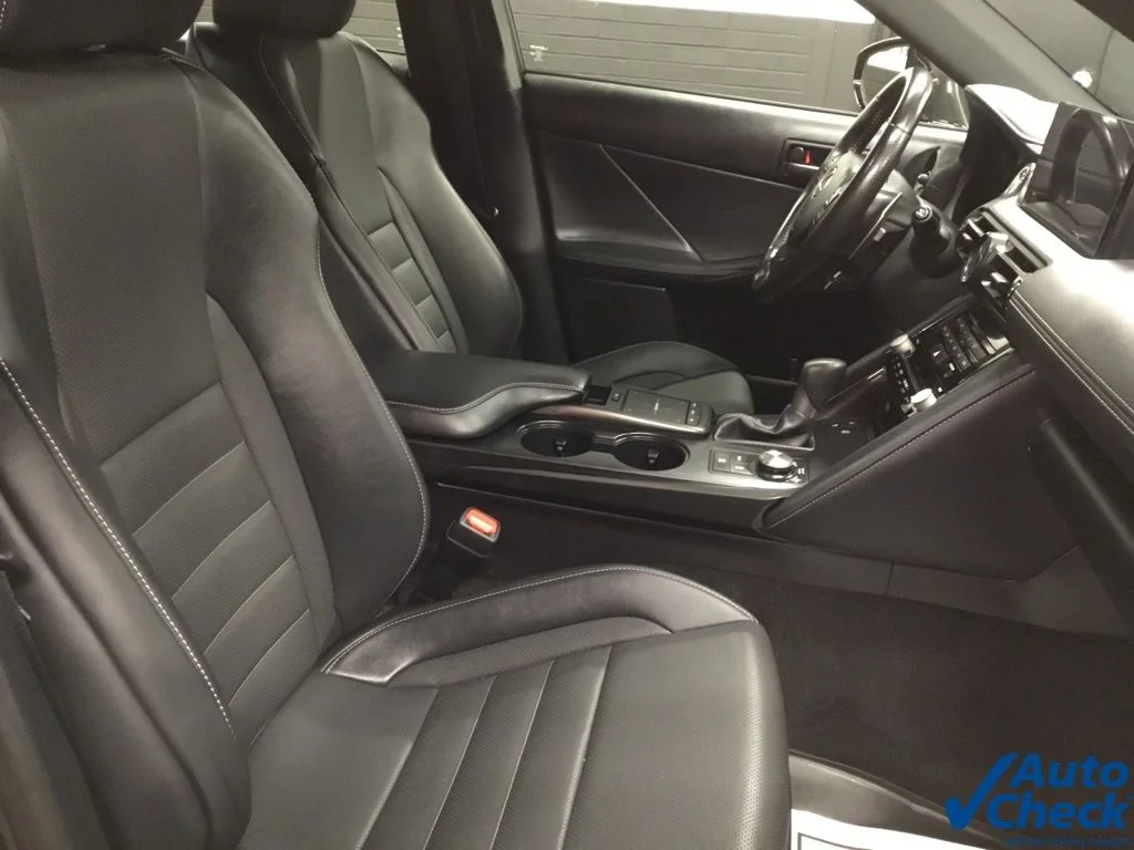 Used 2023 Gray Lexus 500 F SPORT Performance Premium image 33