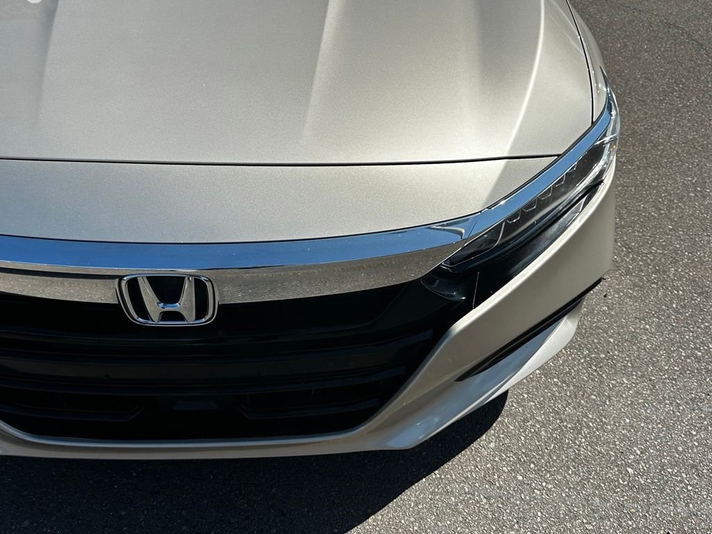 Used 2020 Gold Honda EX-L image 5