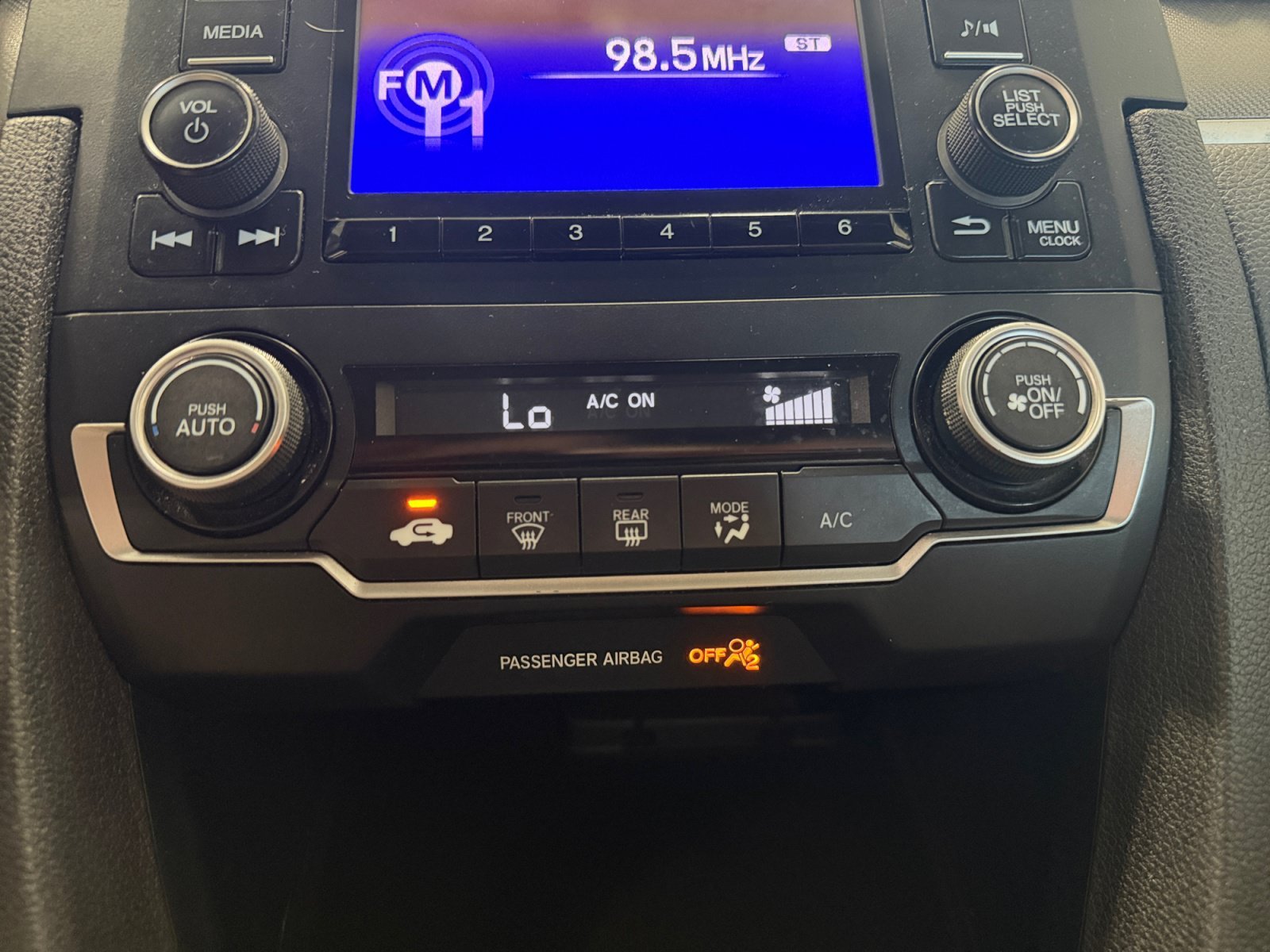 2018 Honda Civic LX - Photo 21