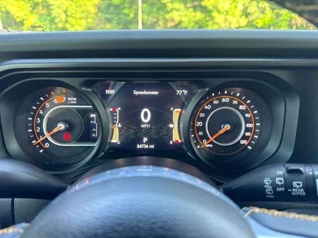 Used 2024  Jeep Sahara image 26