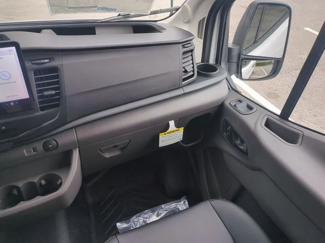 New 2026 Oxford White Ford Cargo Van image 17