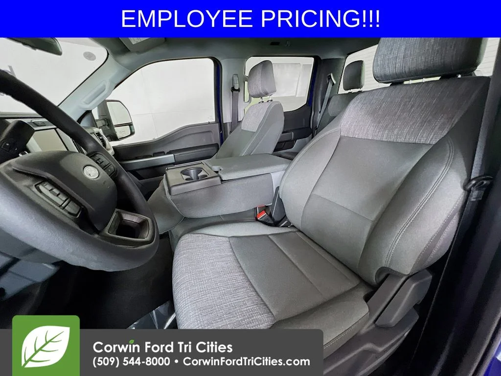 New 2026 Blue Ford XLT image 23
