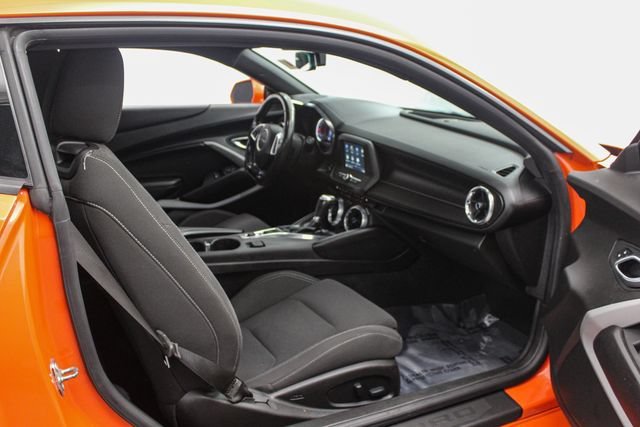 2019 Chevrolet Camaro 1LT - Photo 18