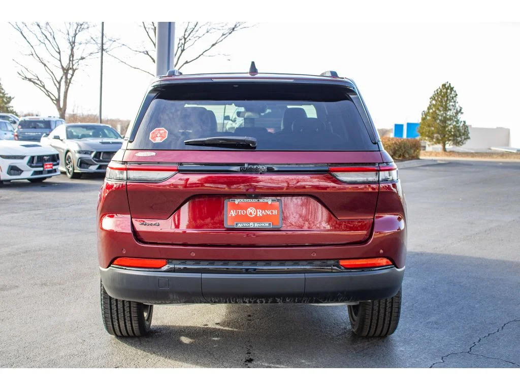 New 2025 Velvet Red Pearlcoat Jeep Altitude X image 6