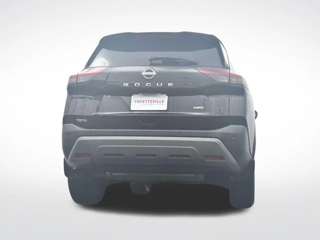 Used 2023 Black Nissan S image 34