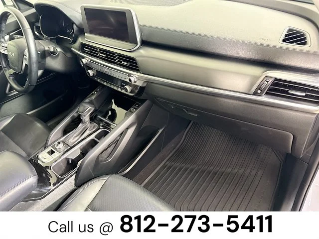 Used 2022 White Kia S image 31
