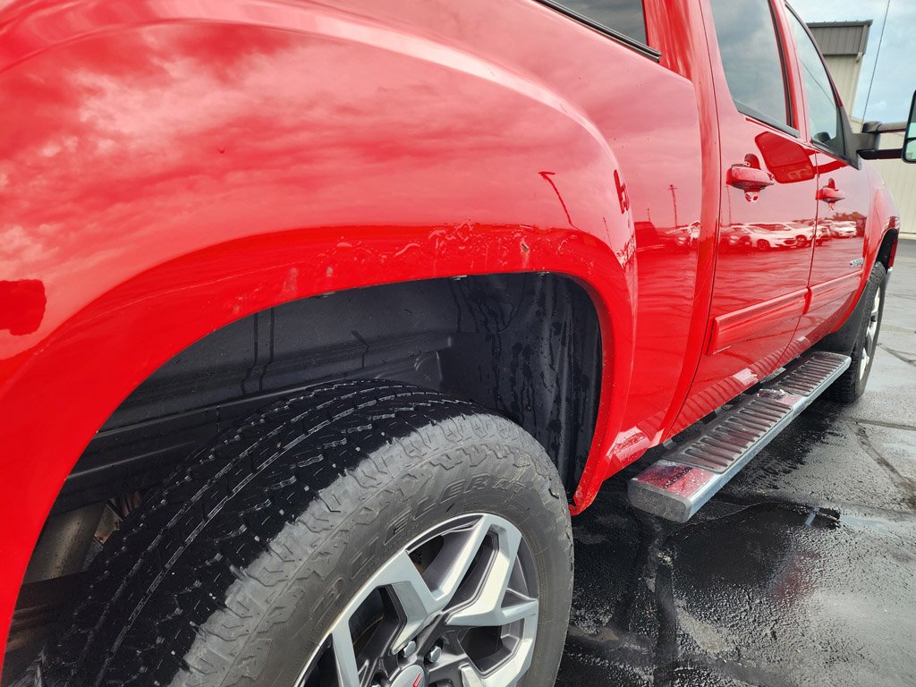Used 2011 Fire Red GMC SLT image 5