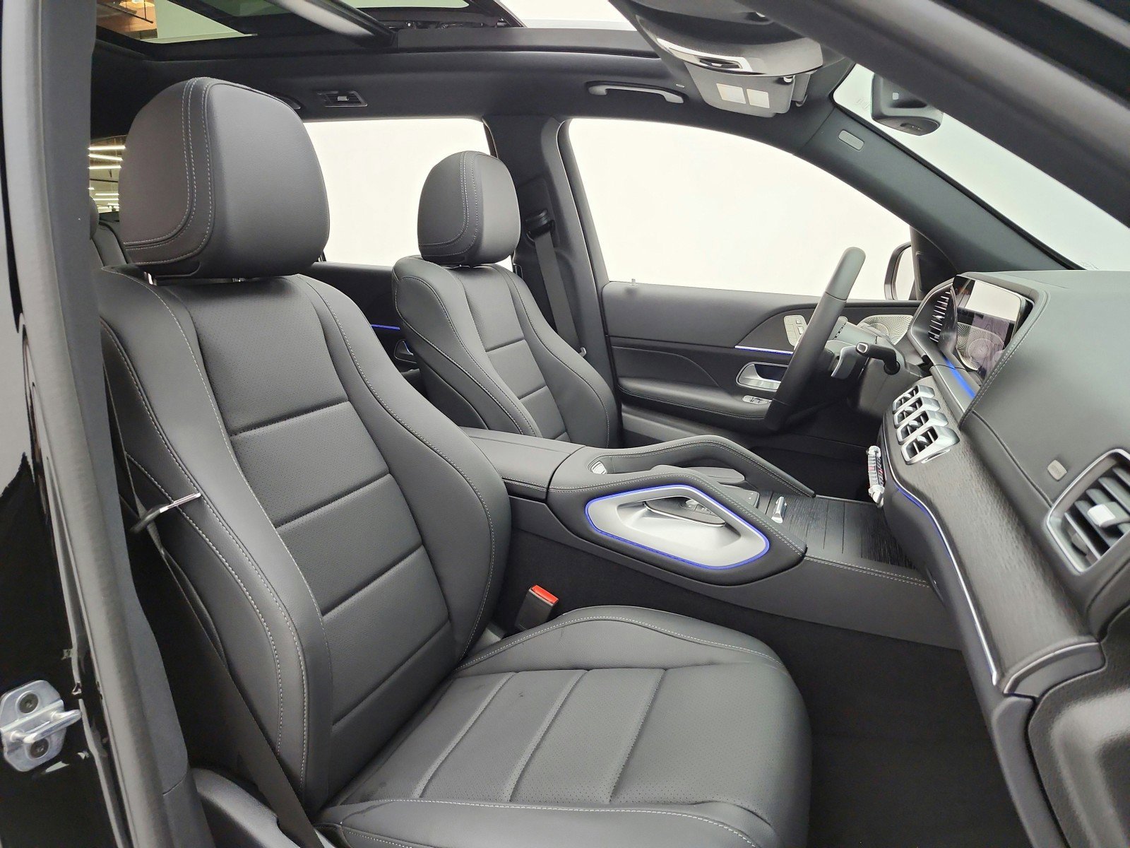 New 2026 Black Mercedes-Benz GLS 450 4MATIC® SUV image 43