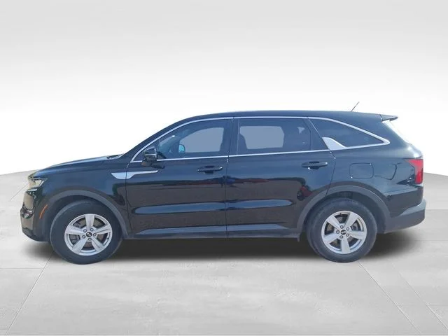 Used 2021 Black Kia LX image 4