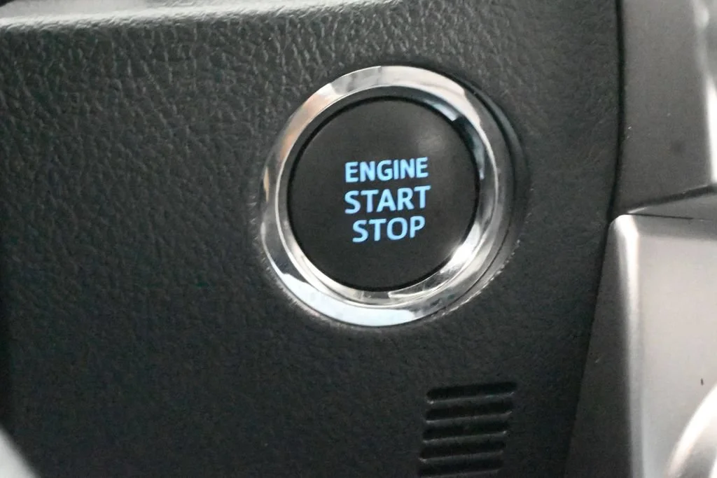 Used 2024 Ice Toyota SR5 Premium image 30