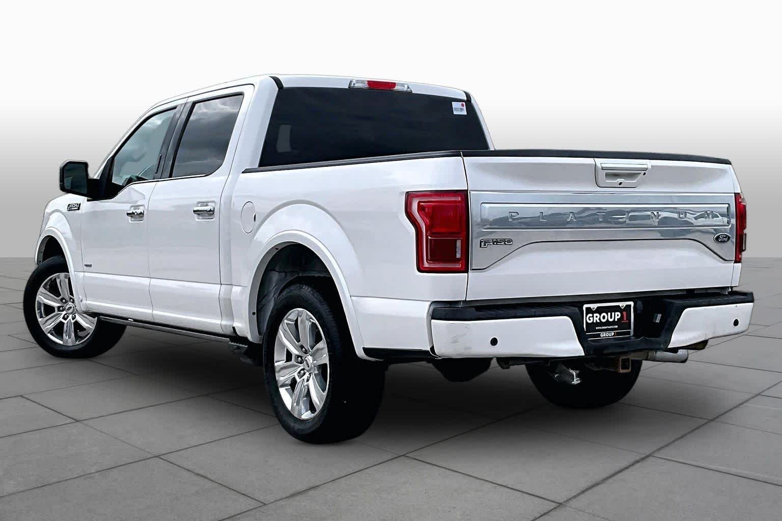 Used 2015 White Platinum Metallic Tri-Coat Ford Platinum image 12