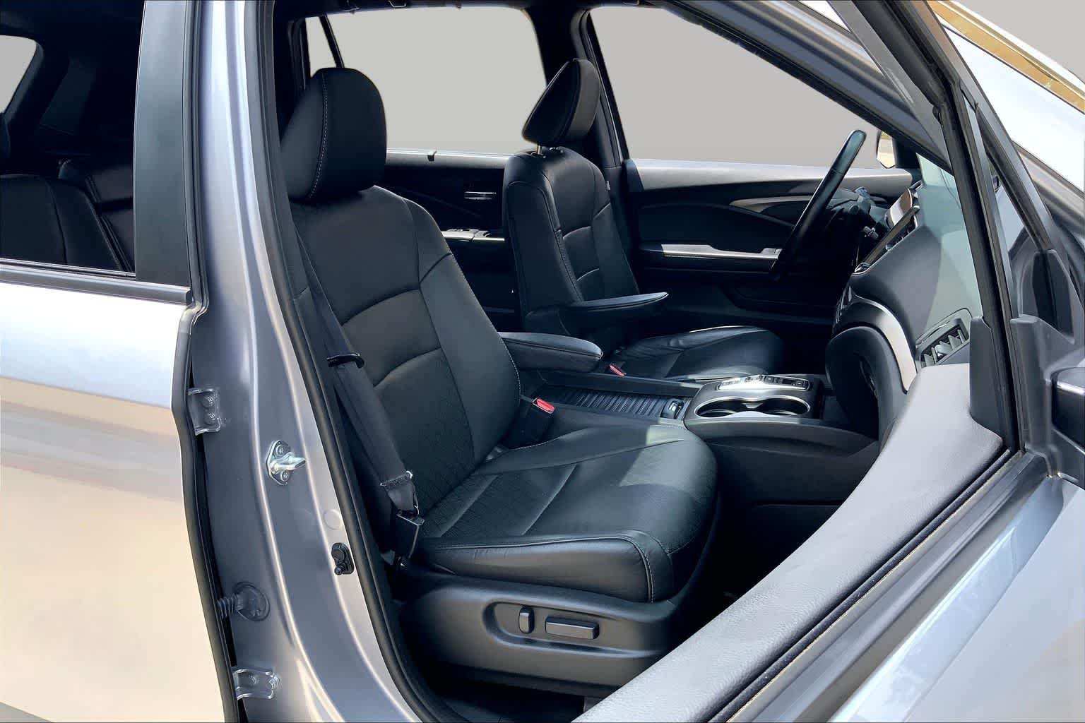 Used 2021 Lunar Silver Metallic Honda EX-L image 9