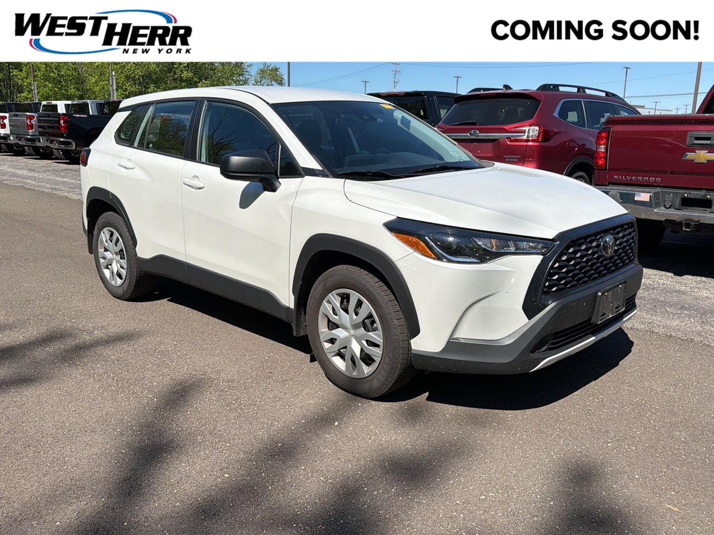 Used 2022 Wind Chill Pearl Toyota L image 1