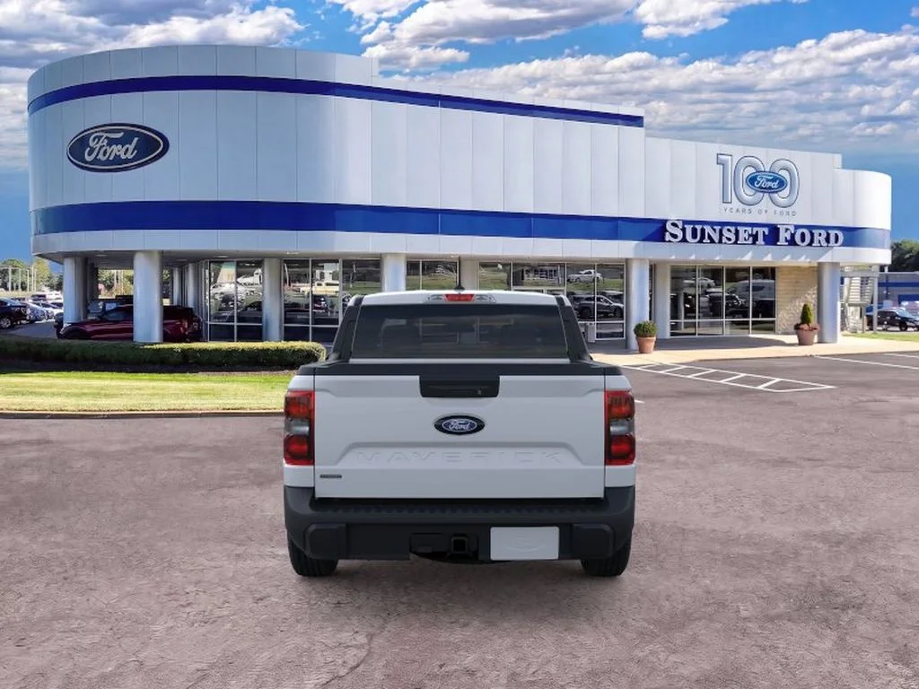 New 2026 Space White Metallic Ford XLT image 5