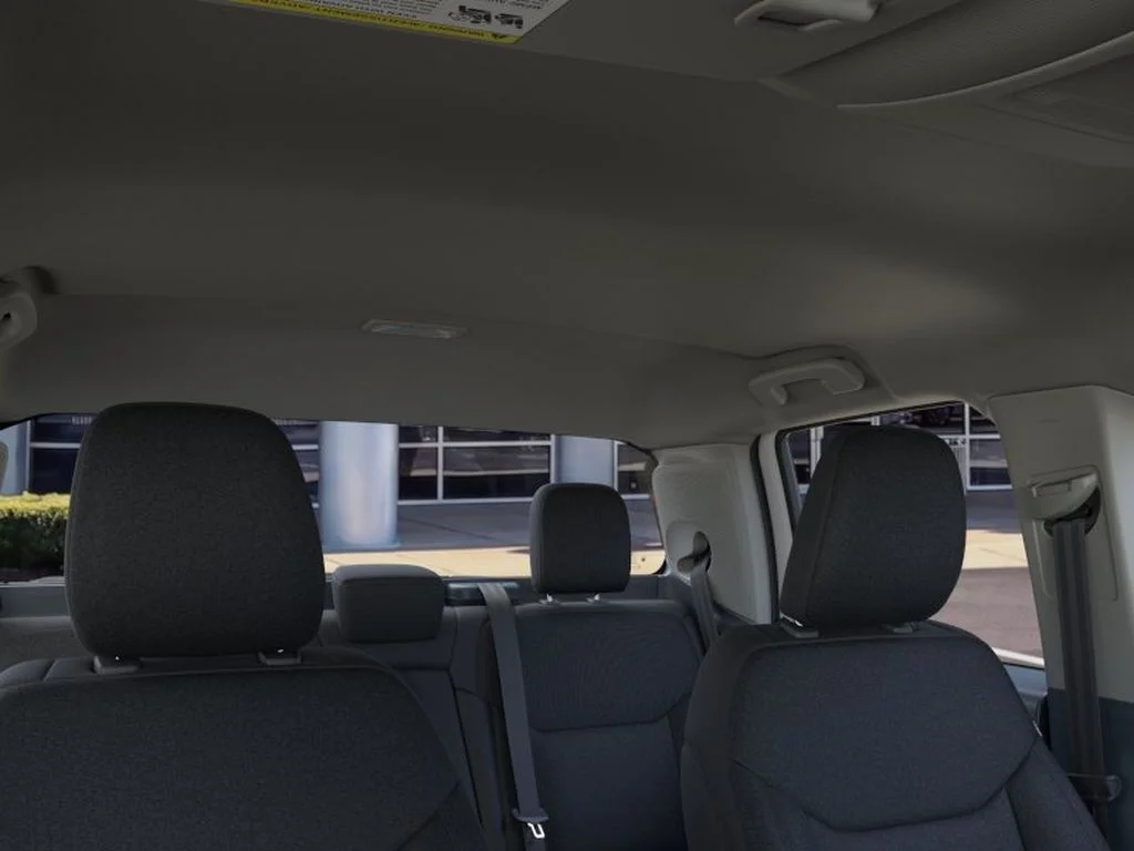 New 2026 Space White Metallic Ford XLT image 12
