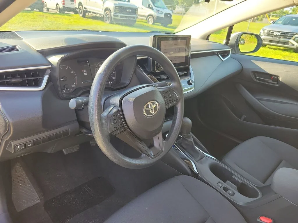 Used 2024 Ice Toyota LE image 13
