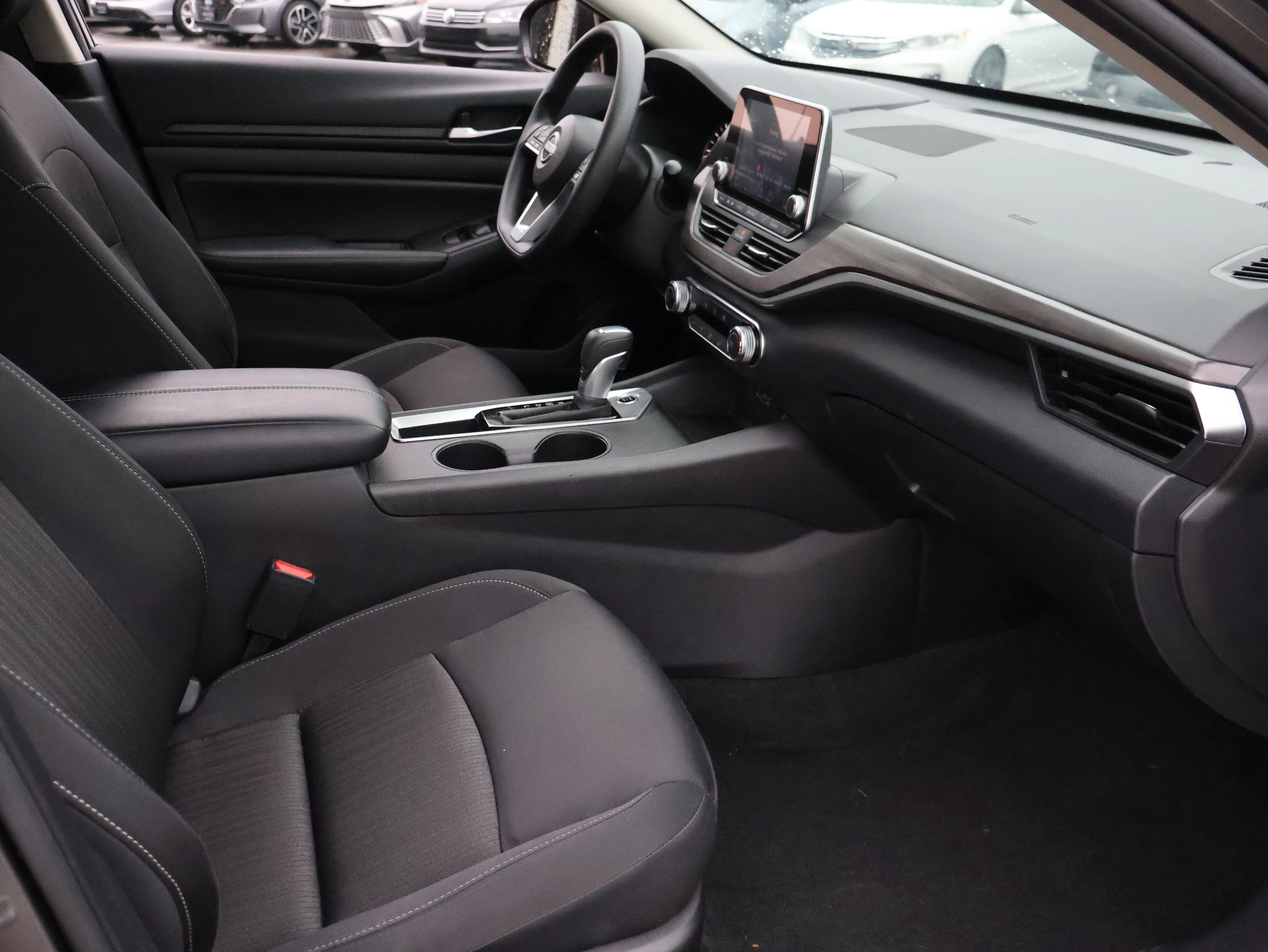 Used 2025 Gun Metallic Nissan SV image 7