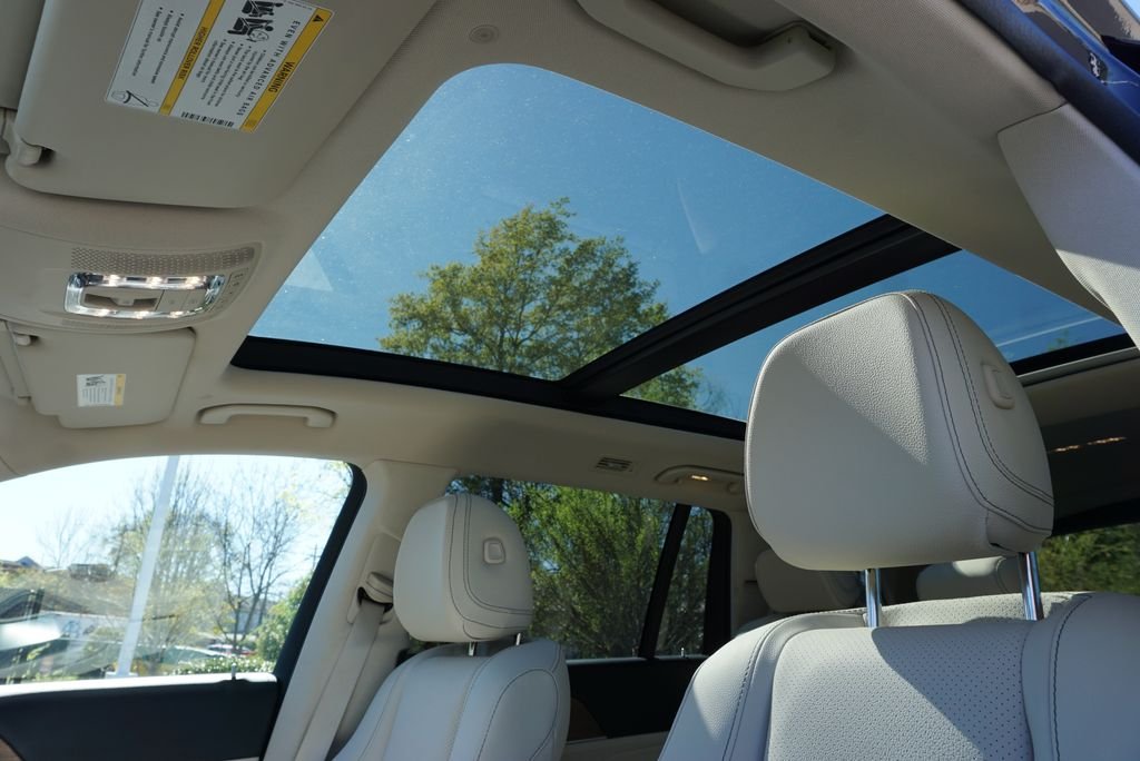 Certified Used 2022  Mercedes-Benz GLS 450 image 18