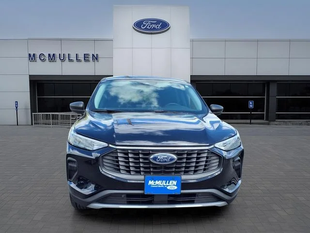 Certified Used 2025 Black Metallic Ford Active image 9